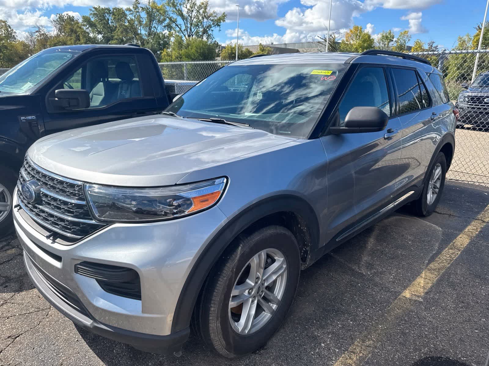 Used 2021 Ford Explorer XLT AWD/4WD image 23