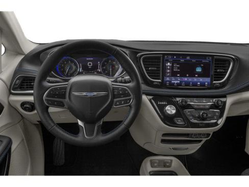 Certified 2021 Chrysler Pacifica Pinnacle AWD/4WD image 7