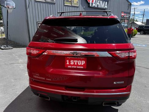 Used 2018 Chevrolet Traverse Premier w/ LPO, 'HIT The Road' Package AWD/4WD image 6