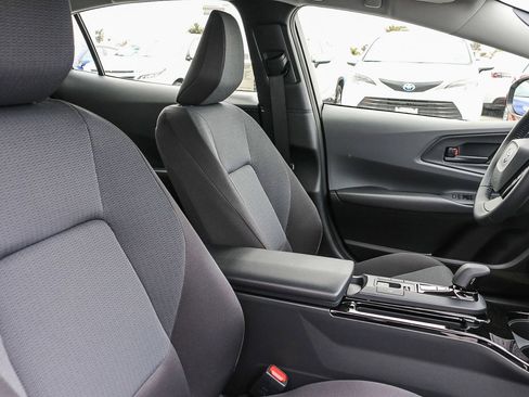 New 2026 Toyota Prius LE FWD image 19
