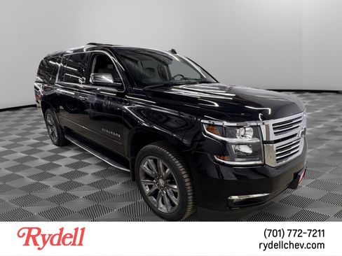 Used 2020 Chevrolet Suburban Premier w/ Max Trailering Package image 7