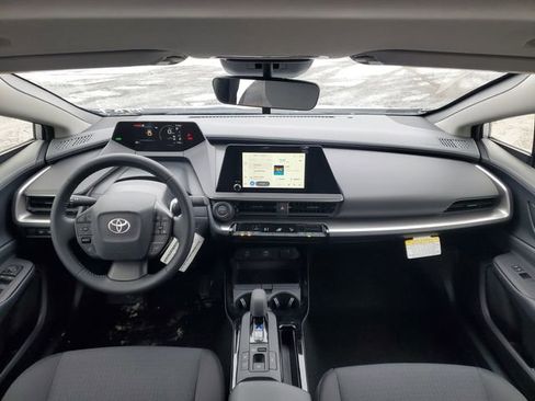 New 2026 Toyota Prius LE image 22