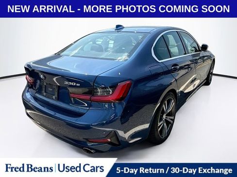 Used 2021 BMW 330e xDrive w/ Convenience Package AWD/4WD image 2