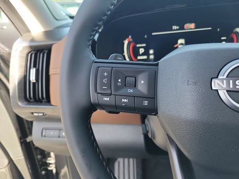 New 2026 Nissan Pathfinder Platinum FWD image 23
