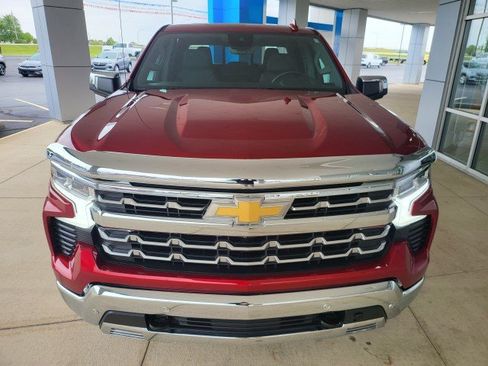 Used 2023 Chevrolet Silverado 1500 LTZ w/ Technology Package AWD/4WD image 16