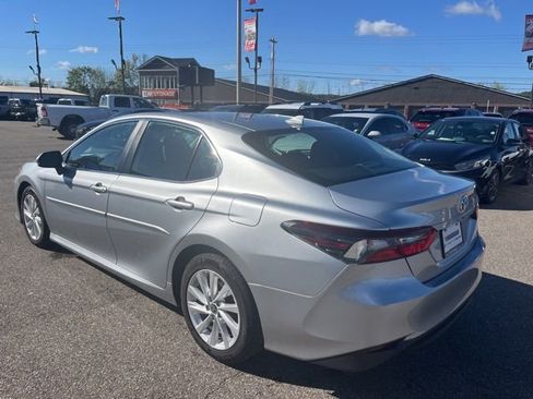 Used 2023 Toyota Camry LE image 6