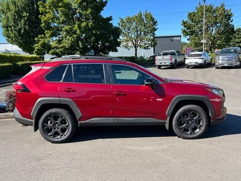Used 2020 Toyota RAV4 TRD Off-Road w/ TRD Off-Road Weather Package AWD/4WD image 8