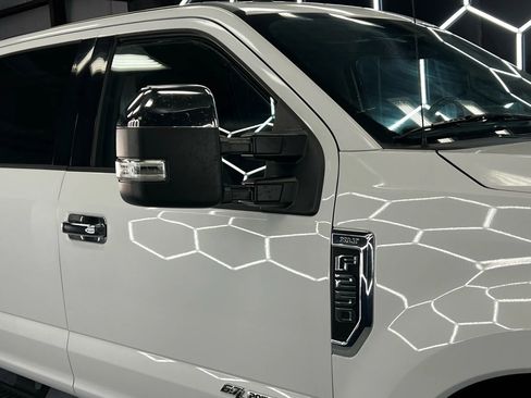Used 2019 Ford F250 XLT AWD/4WD image 8