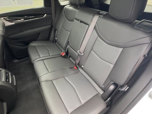 Used 2025 Cadillac XT5 Premium Luxury w/ Technology Package image 6