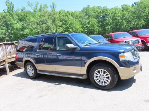 Used 2014 Ford Expedition EL XLT w/ Equipment Group 202A RWD image 5