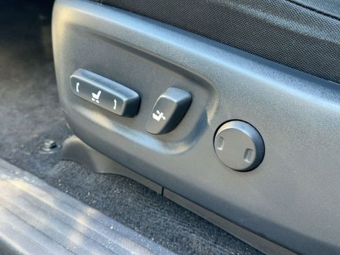 Used 2023 Toyota 4Runner SR5 image 13