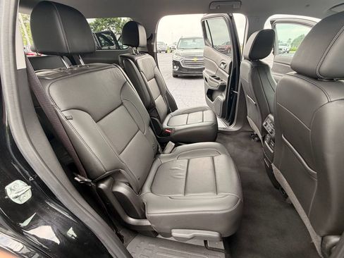 Used 2021 GMC Acadia SLT AWD/4WD image 29