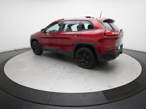 Used 2017 Jeep Cherokee Sport w/ Cold Weather Group image 12