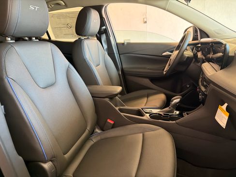 New 2026 Buick Encore GX Sport Touring image 26