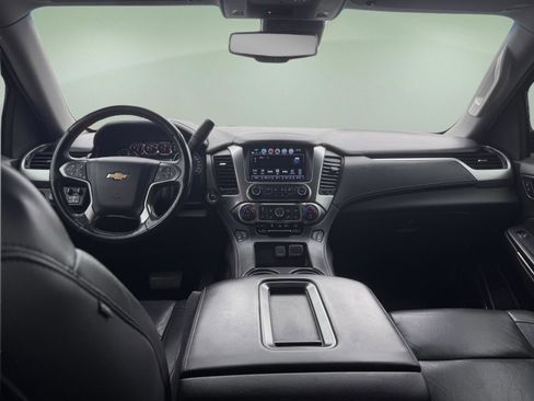 Used 2018 Chevrolet Tahoe LT w/ LT Signature Package image 14