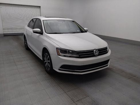 Used 2017 Volkswagen Jetta SE FWD image 13