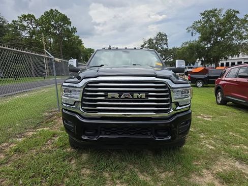 Used 2023 RAM 2500 Limited AWD/4WD image 1