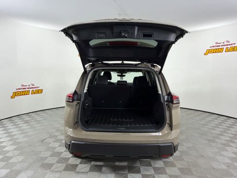 New 2026 Nissan Rogue SV image 5