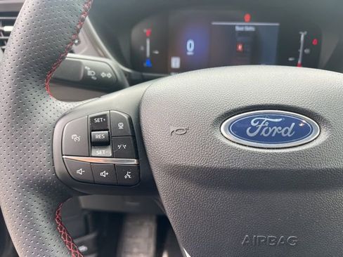 Used 2025 Ford Escape ST-Line w/ Tech Pack #1 image 26