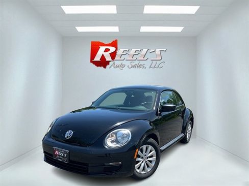 Used 2013 Volkswagen Beetle 2.5 FWD image 1