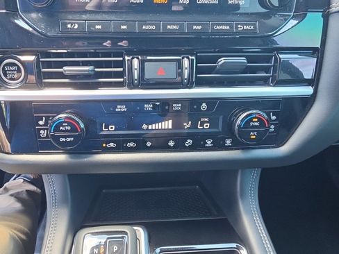 Used 2024 Nissan Pathfinder Platinum w/ Cargo Package FWD image 22