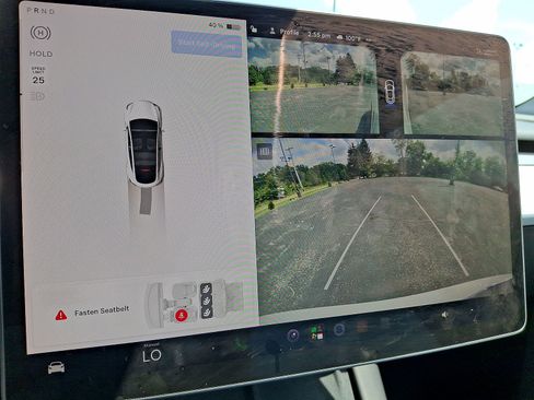 Used 2023 Tesla Model Y Long Range AWD/4WD image 15
