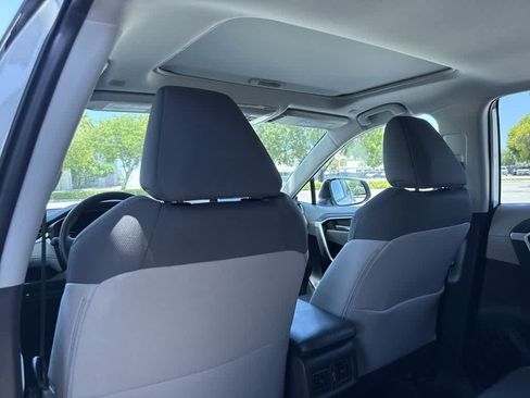 Used 2025 Toyota RAV4 XLE w/ Convenience Package AWD/4WD image 22