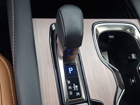 Used 2024 Lexus RX 350 Premium w/ Accessory Package (Z1) AWD/4WD image 16