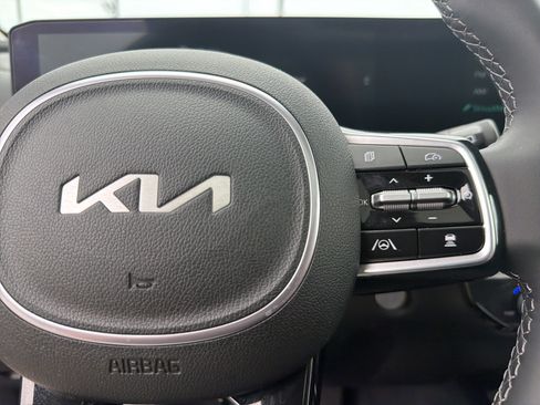 Used 2024 Kia Sorento S w/ Panoramic Sunroof Package FWD image 30