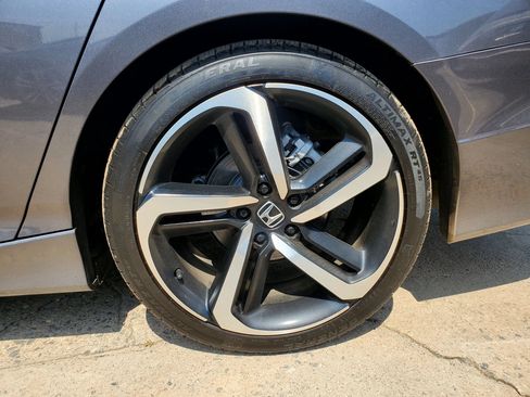 Used 2018 Honda Accord Sport image 59