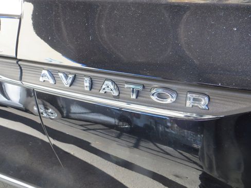 Used 2024 Lincoln Aviator AWD image 8