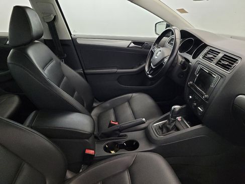 Used 2017 Volkswagen Jetta SE FWD image 21