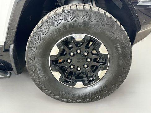 Used 2022 GMC Hummer EV Edition 1 AWD/4WD image 10