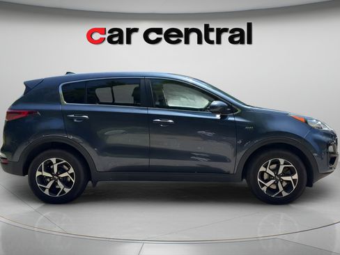 Used 2020 Kia Sportage LX AWD/4WD image 6