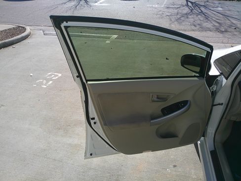 Used 2015 Toyota Prius Two image 21