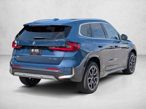 New 2026 BMW X1 xDrive28i AWD/4WD image 2