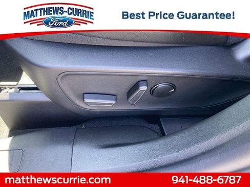 New 2025 Ford Escape SE w/ PHEV Premium Package image 11