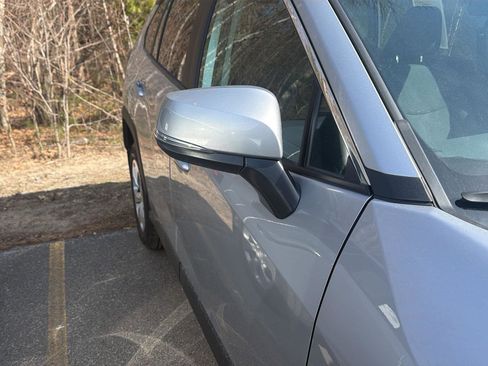 Used 2025 Toyota RAV4 LE image 5