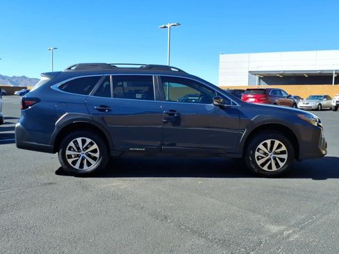 Certified 2025 Subaru Outback Premium w/ Popular Package #1A image 7