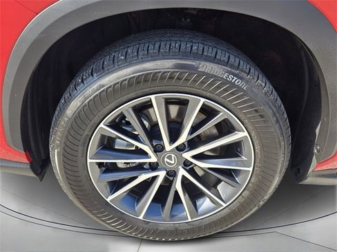 Used 2025 Lexus NX 250 FWD w/ Accessory Package (Z1) image 9