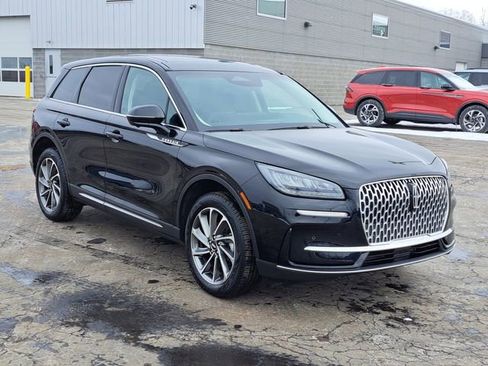 Certified 2024 Lincoln Corsair AWD w/ Equipment Group 101A image 2