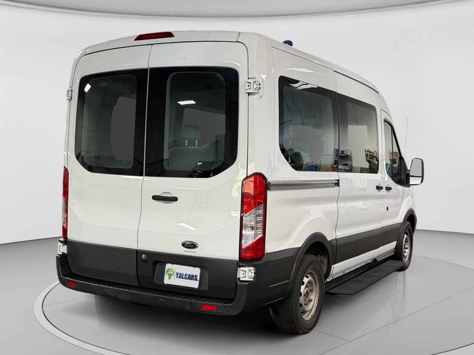 Used 2016 Ford Transit 150 XL RWD image 5