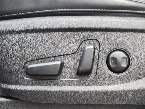 Used 2020 Kia Telluride S image 16