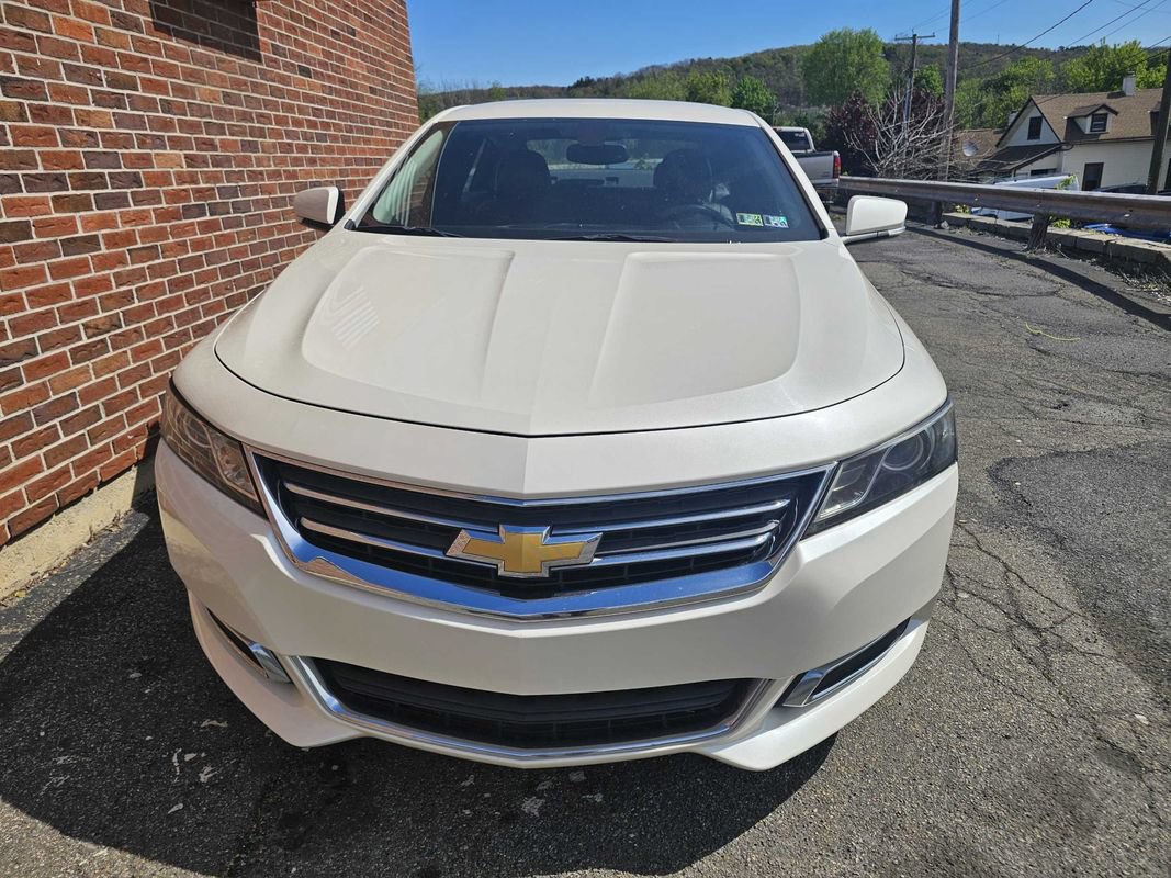 Used 2014 Chevrolet Impala LT w/ Convenience Package FWD image 5
