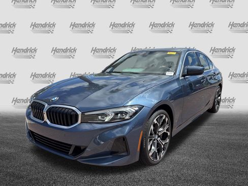 Certified 2025 BMW 330i Sedan RWD image 5