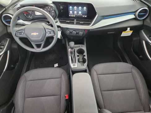 New 2026 Chevrolet Trax LS w/ Driver Confidence Package FWD image 17