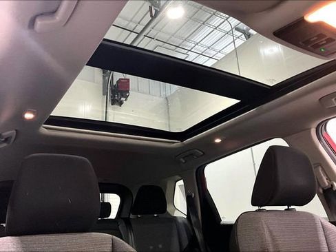 Used 2021 Nissan Rogue SV image 29