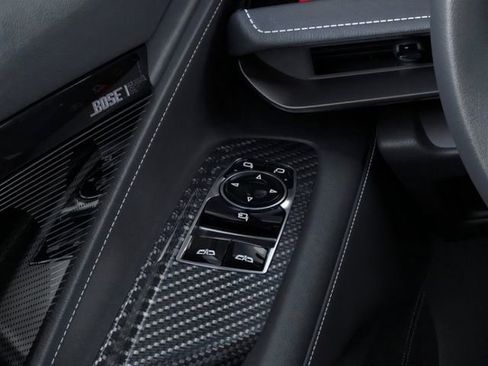 New 2026 Chevrolet Corvette Stingray image 22