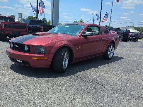 Used 2007 Ford Mustang GT RWD image 5