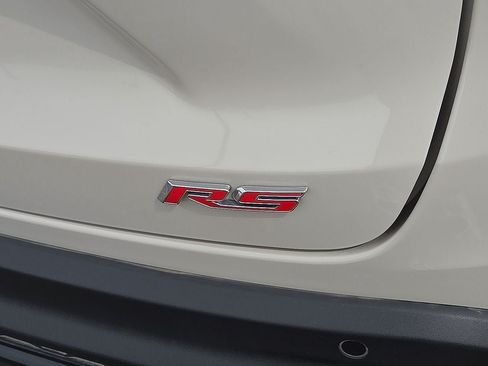 Used 2026 Chevrolet Trax RS w/ Sunroof Package FWD image 15